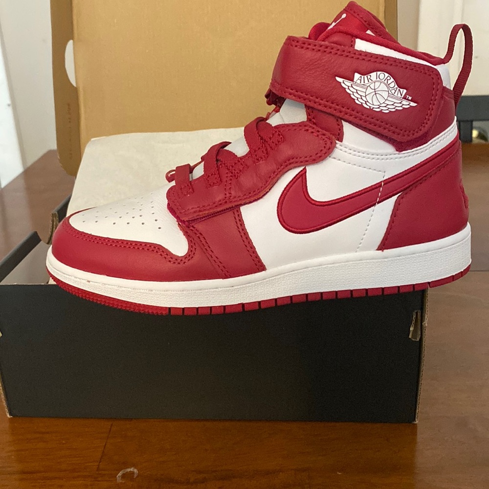 Air Jordan 1 Hi Flyease(GS)